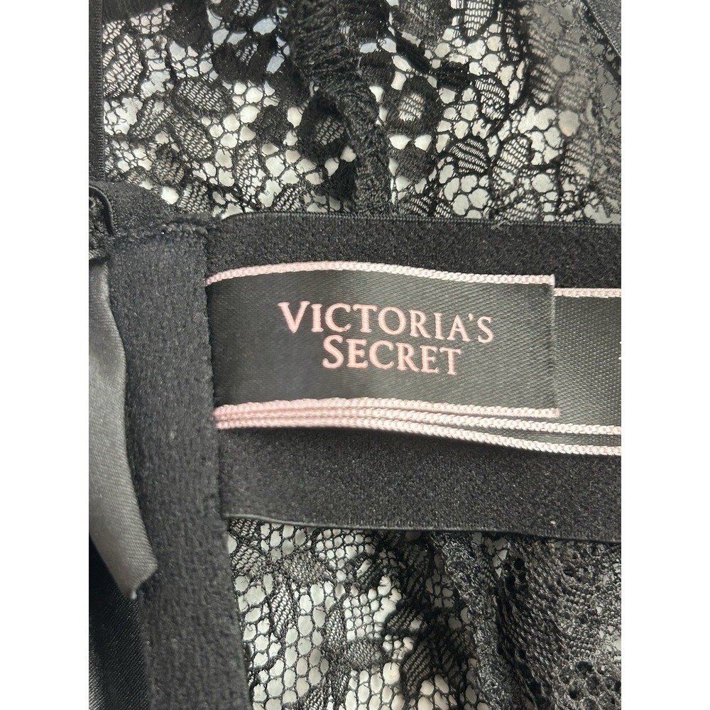 Victorias Secret Very Sexy
Strappy Lace Teddy Bodysuit
Red Cage Lingerie XS - Picture 5 of 7